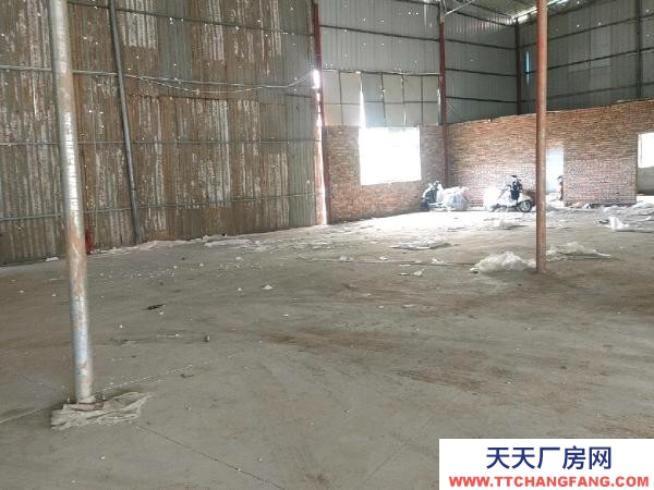 宜春市袁州機(jī)加工廠房 水電齊全，內(nèi)面水泥地面