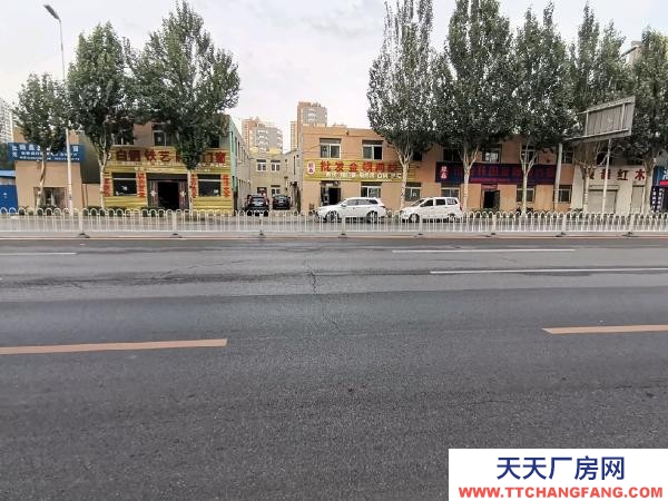 和平長白島230平庫房在南京南街與長白南路交叉口