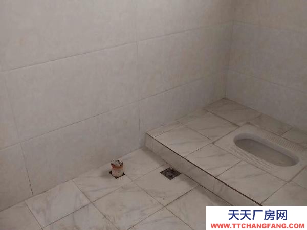 宜春市袁州物資倉庫 碧桂園鳳凰城對面安置小區 倉庫 單層130平米