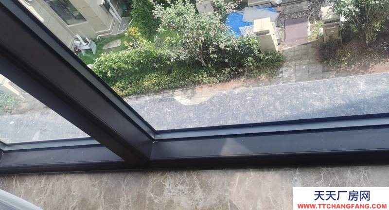 臺州市天臺(出租) 可當(dāng)倉庫或電商，30平跳高5、6米，可隔2層