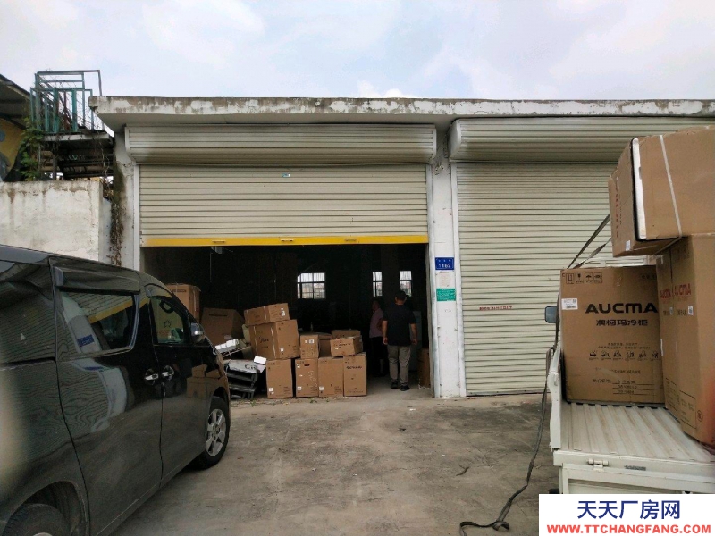 (出售) 兩層一樓可當倉庫廠房二樓住房三室一廳一廚一衛陽臺靠公路