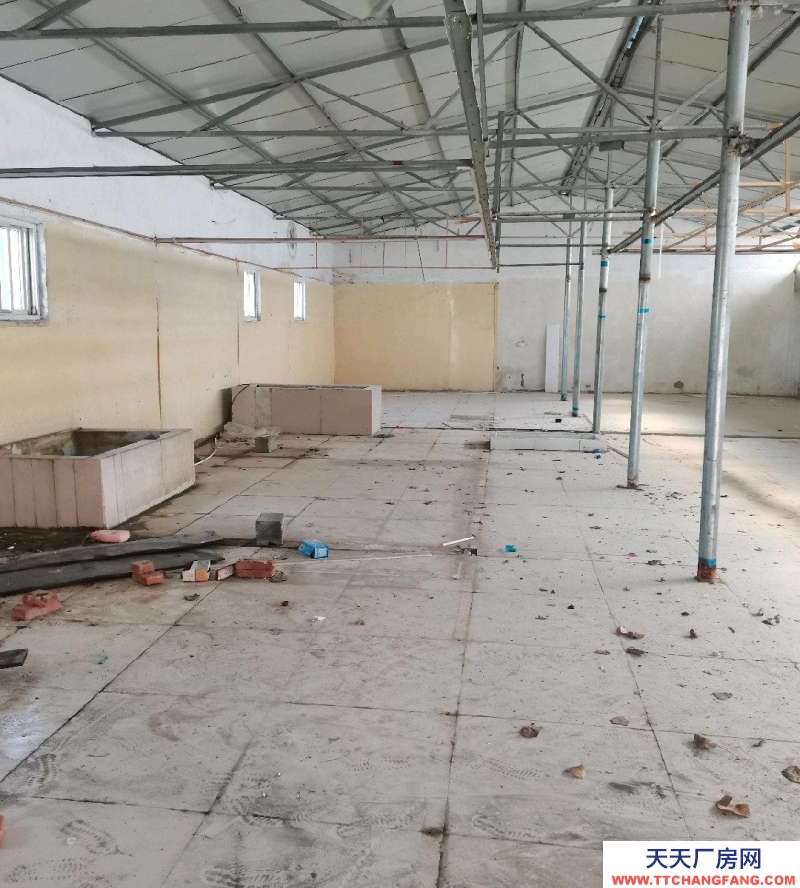 (出租) 獨立大院，交通方便，水電齊全，有獨立辦公室。