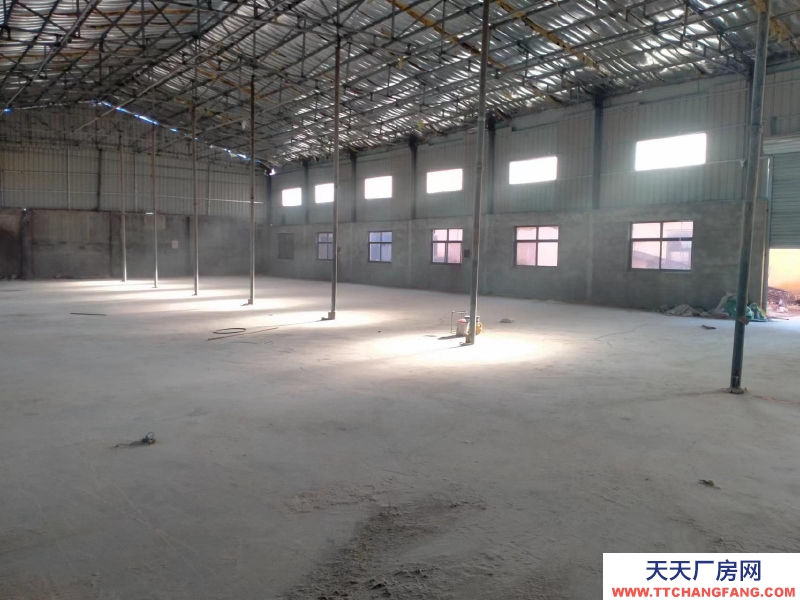 定州 南城(出租) 本人食品庫房一個帶大院，水電齊全，交通方便離市區近