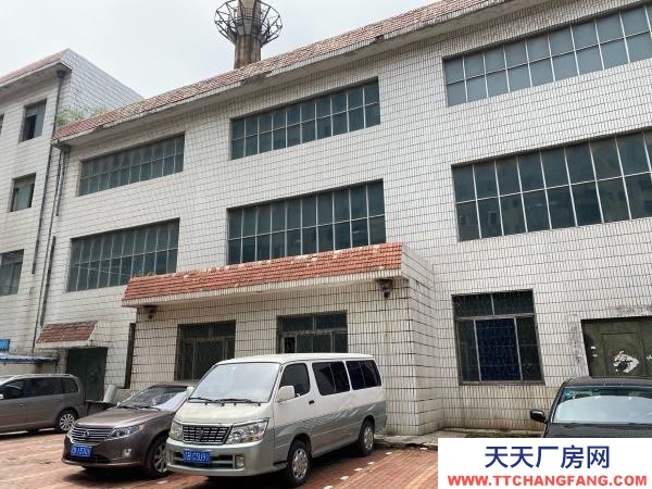 西崗可分兩棟樓，院子1500平！停車位充足！