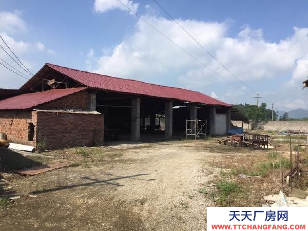 宜春市萬載機(jī)加工廠房 萬載城區(qū) 里泉村彬樹亭 廠房 2600平米