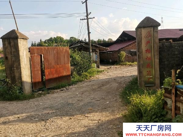 宜春市萬載機加工廠房 萬載城區 里泉村彬樹亭 廠房 2600平米
