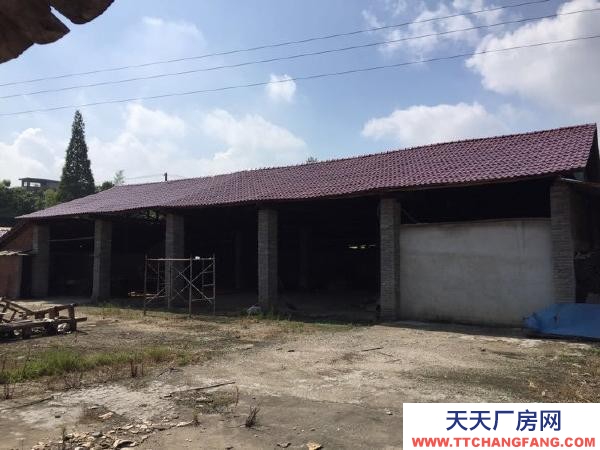 宜春市萬載機(jī)加工廠房 萬載城區(qū) 里泉村彬樹亭 廠房 2600平米