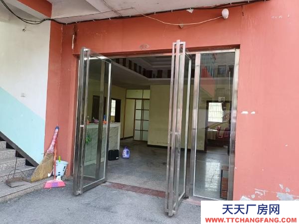 宜春市萬載發酵肉制品廠房 實用面積1200平左右。