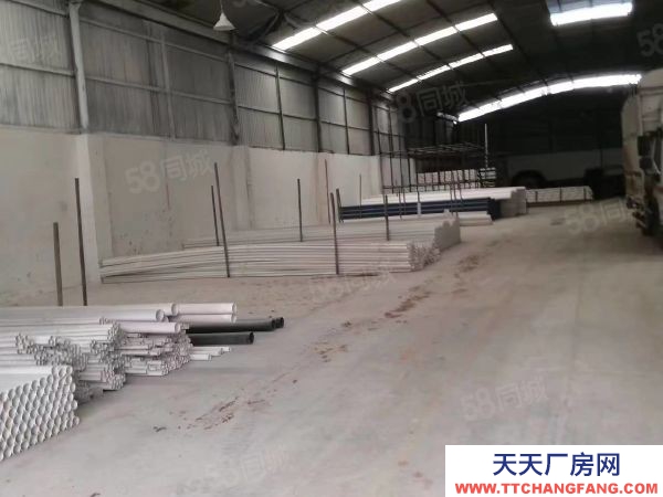 嵩明區1000平廠房帶7間辦公住房出租