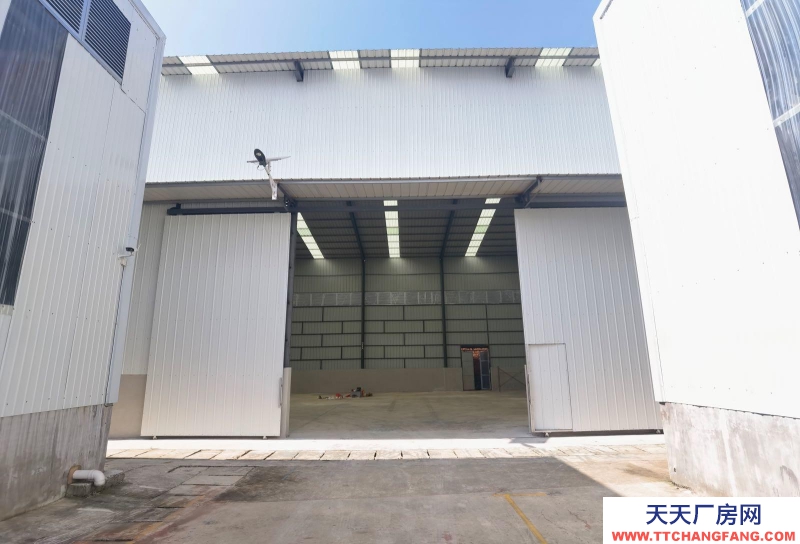 嵩明城區1680平標準廠房出租