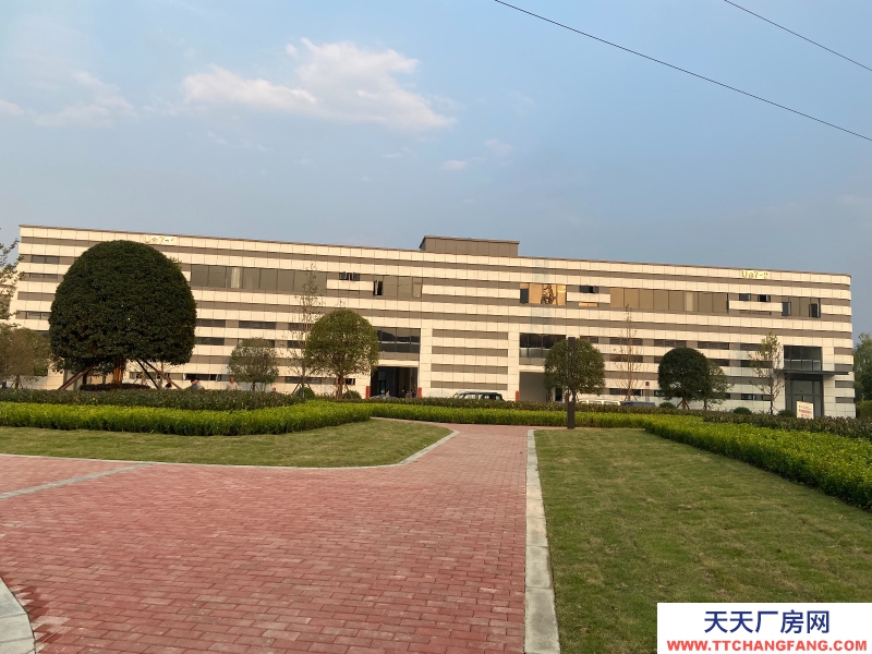 城北單層鋼結(jié)構(gòu)現(xiàn)房出租，高速路口，花園廠房！