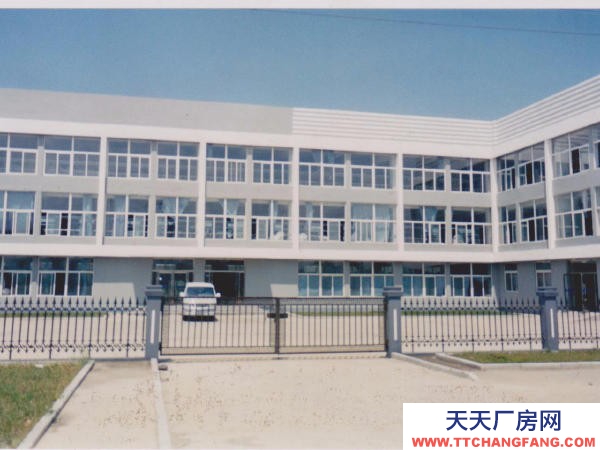 老邊6000平廠房出售，室內外環境好，交通便利。