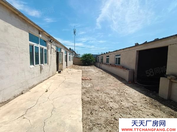 雙臺子距離盤山街里四公里，可做庫房，加工廠，前后有大院子