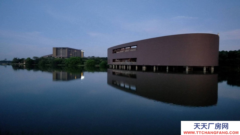 東莞市謝崗鎮(zhèn)10000平方米獨棟廠房倉庫出租