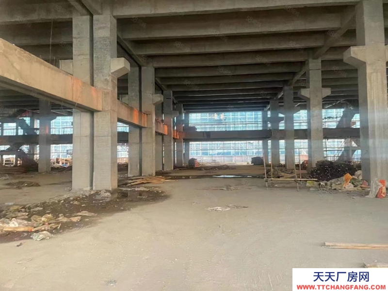 單層框架廠房帶火車頭 層高12.5米 50年產權 大車暢行