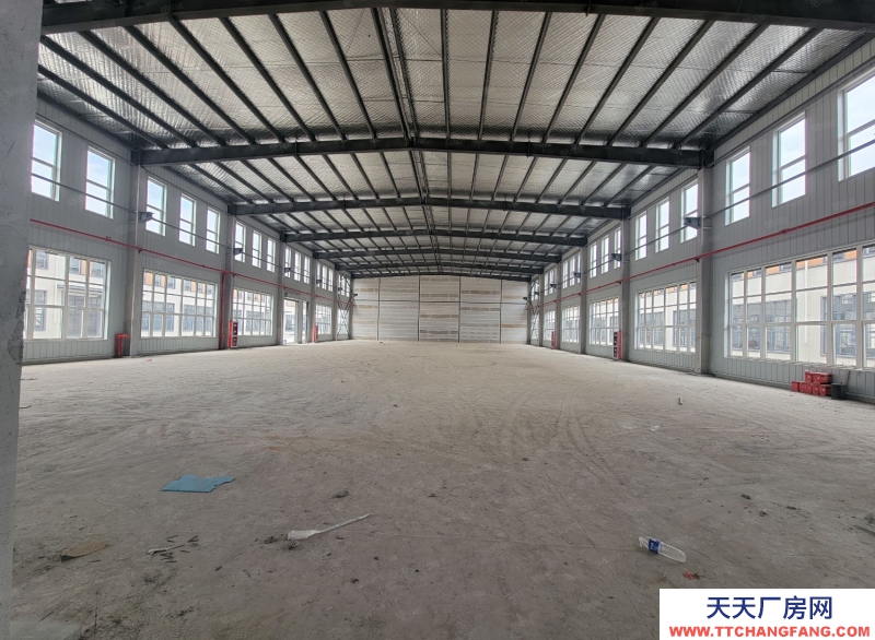 單層框架廠房帶火車頭 層高12.5米 50年產權 大車暢行