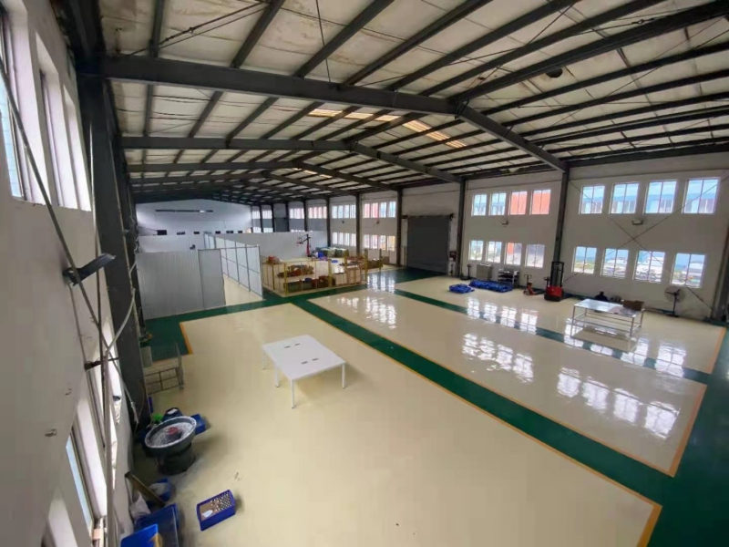 龍泉1100平廠房出租 主干道上  交通便利