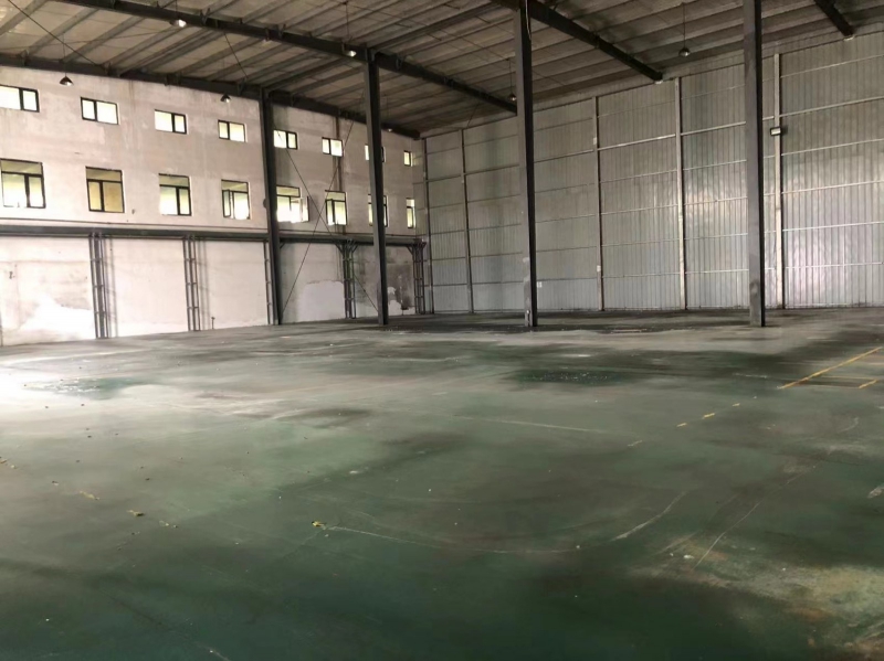 北京外30公里緊鄰平谷，京順平科技園2000平廠房出租、手續(xù)齊全可進大車，配套齊