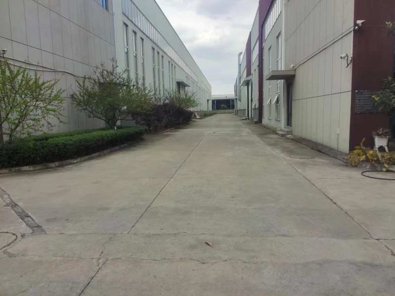 可整租可分租  道路寬 面積大