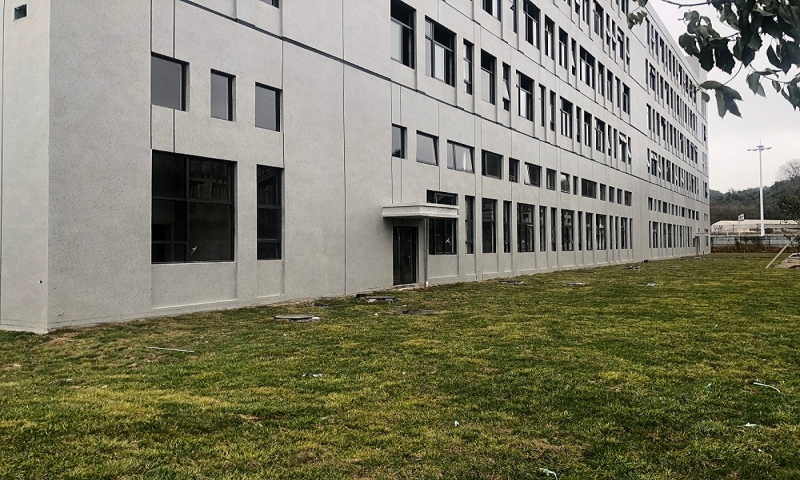 出售自有2000方全新廠房,單價(jià)3450,證件齊全,隨時(shí)可看,首付低至2層