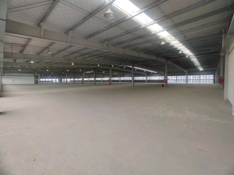 大空間多層數廠房 道路寬敞 鋼結構