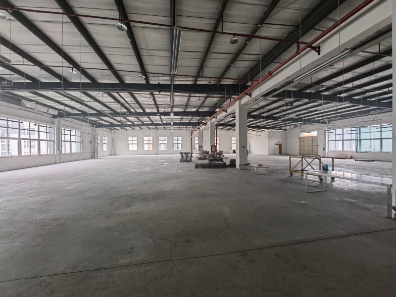 西航港1000平米廠房或庫房