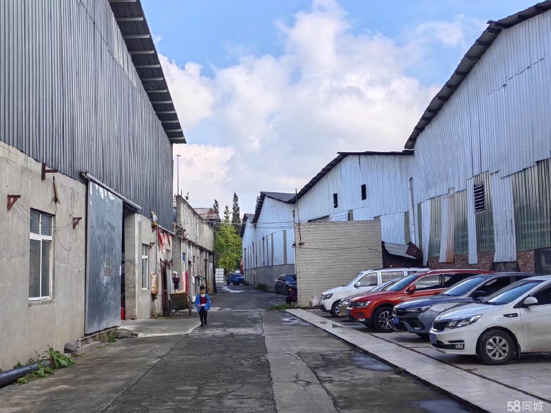 房東直租 制造塑料廠5000平 可分租 進(jìn)廠直接生產(chǎn) 資料齊全 電費(fèi)便宜