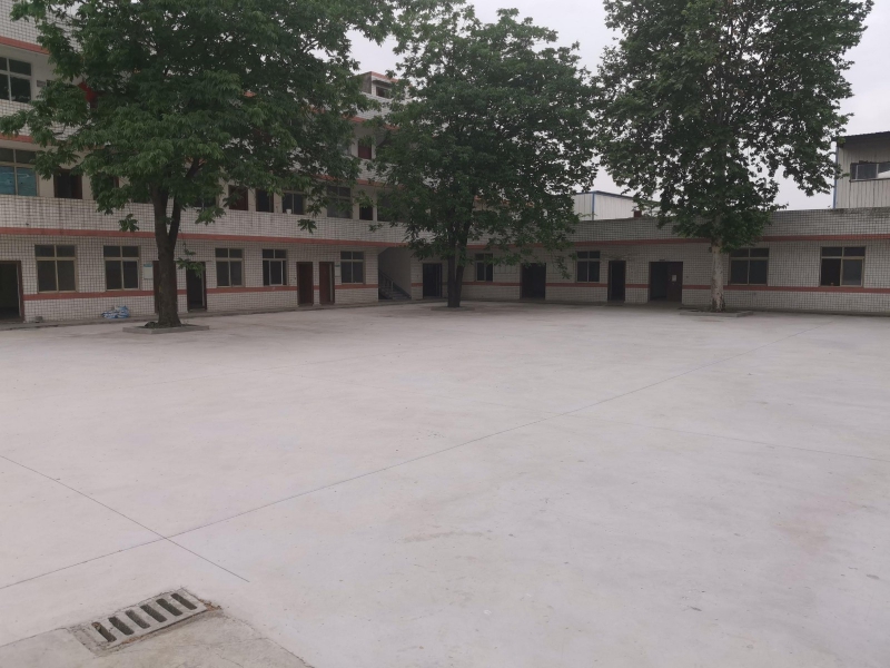 獨門獨院廠房4600平出租，可做食品加工