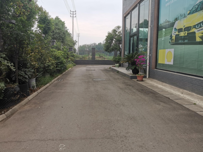 邛崍1000平框架廠房出租，可做辦公，物流倉儲等