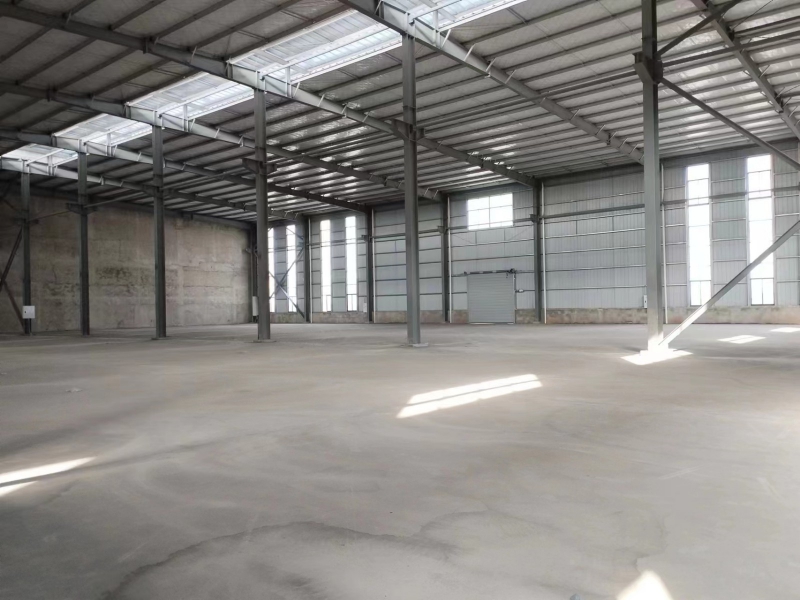 遂寧高速路口工業園區，高標鋼構現廠房，即買即住，證件齊全，優惠多多