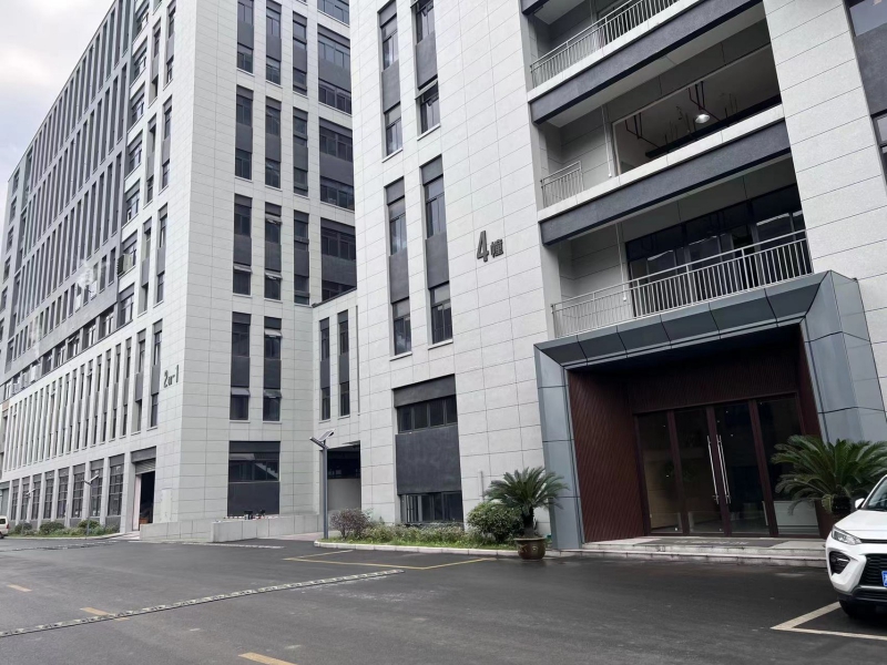 高速口臨街廠房 首付兩成起 現房出售