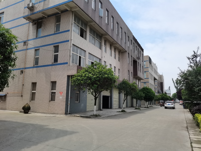 濛陽萬貫服裝產(chǎn)業(yè)園廠房出租