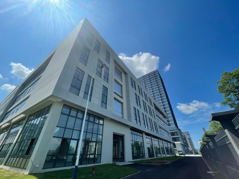 東廣人工智能谷,成華區(qū)三環(huán)邊龍?zhí)豆δ軈^(qū)國(guó)資標(biāo)準(zhǔn)化廠房出租