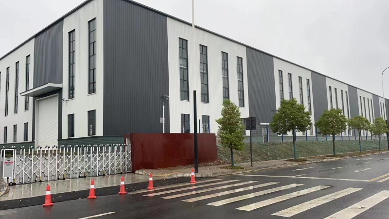 成都龍泉驛區(qū)黃土神龍汽車(chē)廠（中國(guó)二汽）旁，全新廠房出租