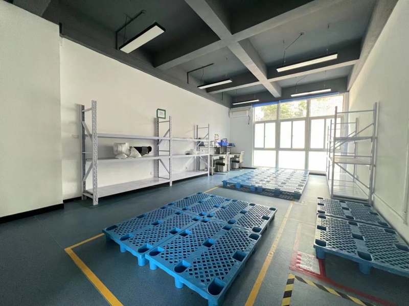 新年特惠特價！國家經開區，國家級孵化器，電子生產場地一樓1000平米，可生產研發辦公