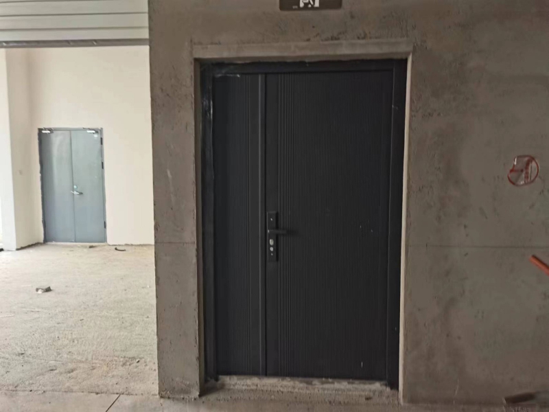 出售廠房，高速口，貨車通行方便，配套齊全，市區(qū)產(chǎn)證