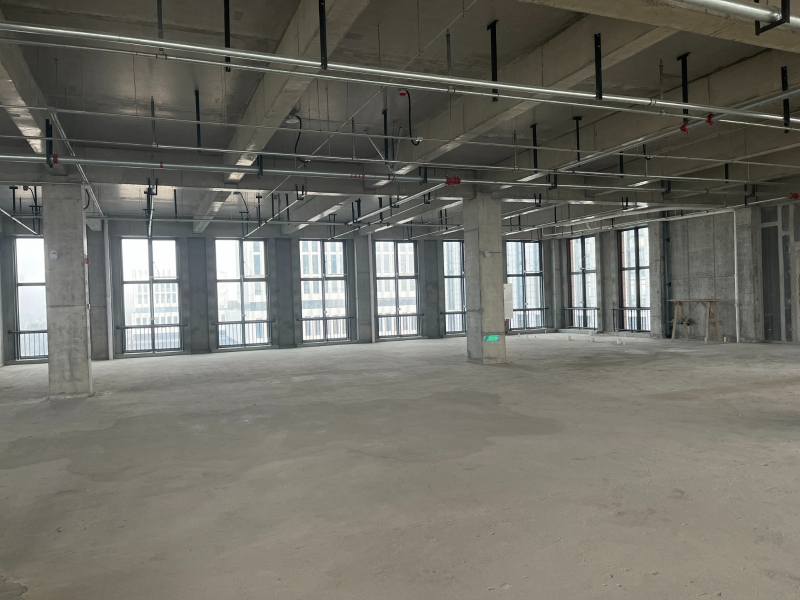 成都高新西區電子產業園辦公、研發、生產一體，高品質成熟配套