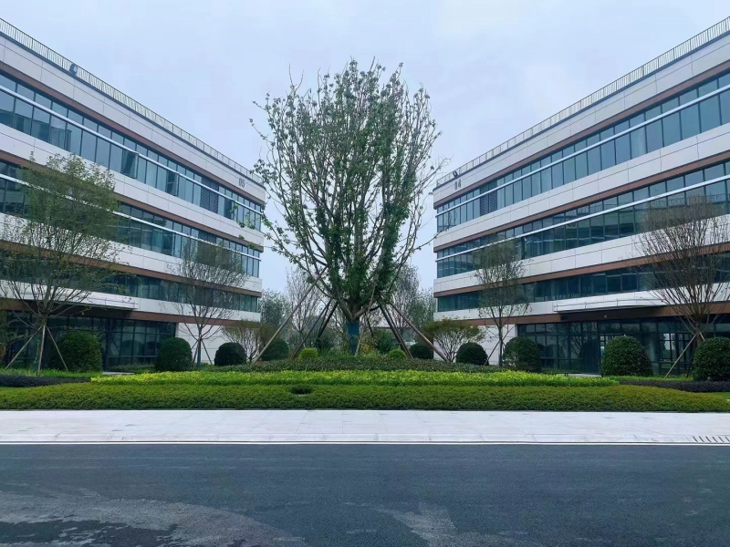 成都高新西區電子產業園辦公、研發、生產一體，高品質成熟配套