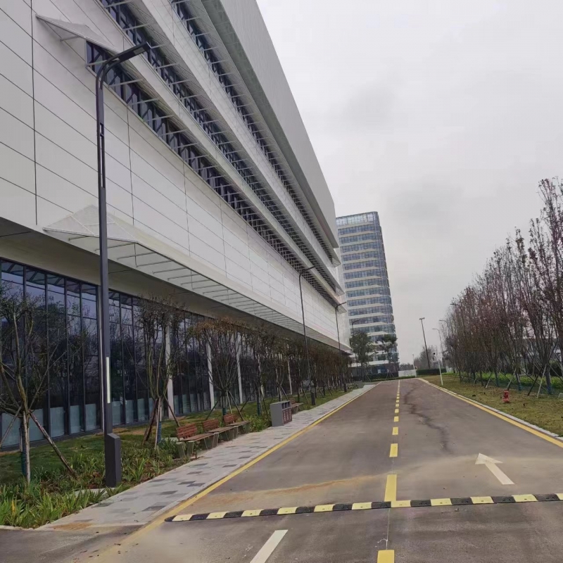 免租期最高可達兩年的廠房，單價17，二層層高9米，全新園區