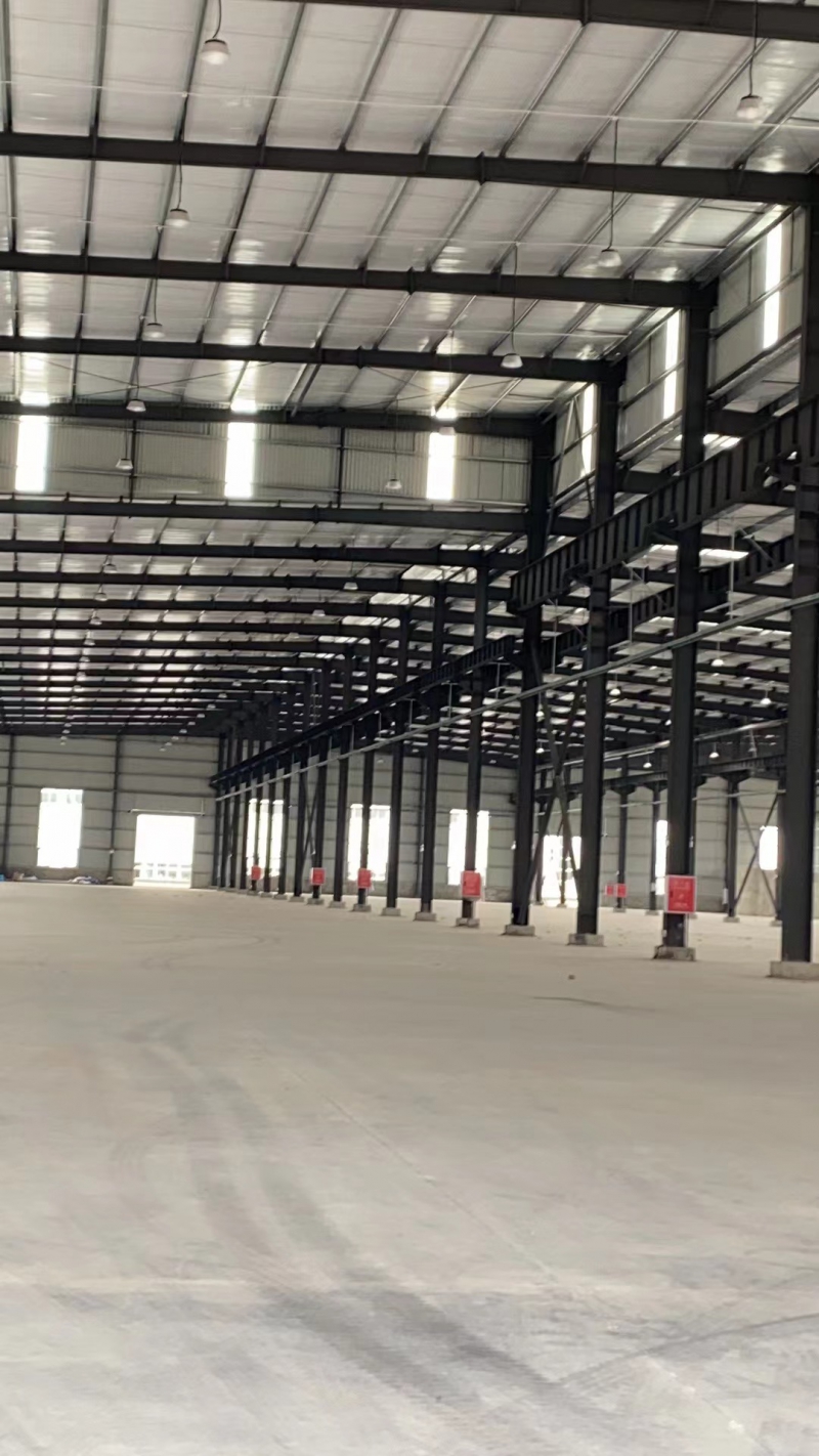 龍泉驛經開區25000平米全新鋼結構帶行車廠房出租，可分租