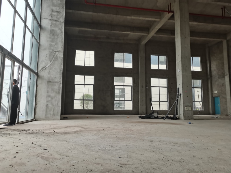 蔡家現房標準廠房/輕軌近公交旁物流園旁/所見即所得/買來即可用