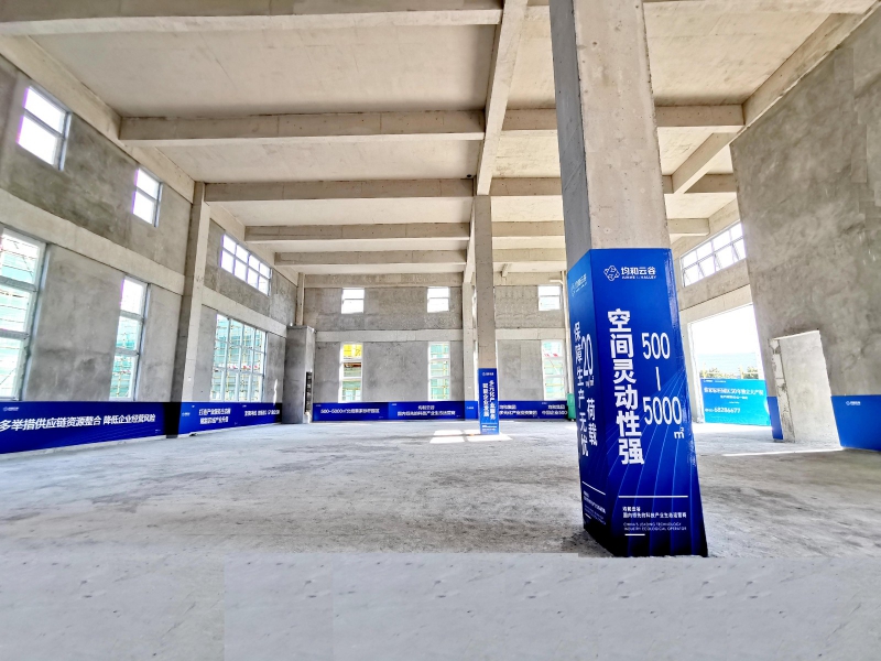 低首付，快速路旁，高速口首層8米1的2.5層標準框架結構廠房