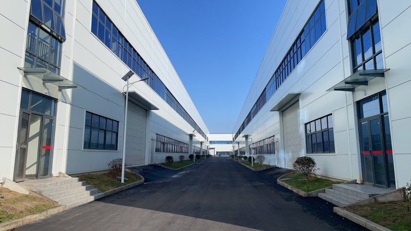 全新廠房出租，13米高帶牛腿