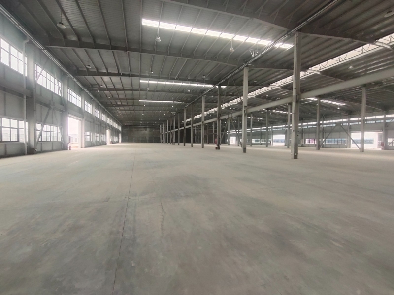 邛崍廠房出租,全新單層鋼結構,外墻保溫材質13米層高