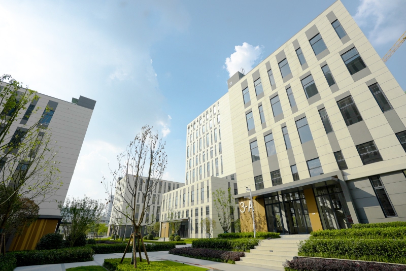 成華區龍潭工業園高洪地鐵站獨棟3200平廠房出租