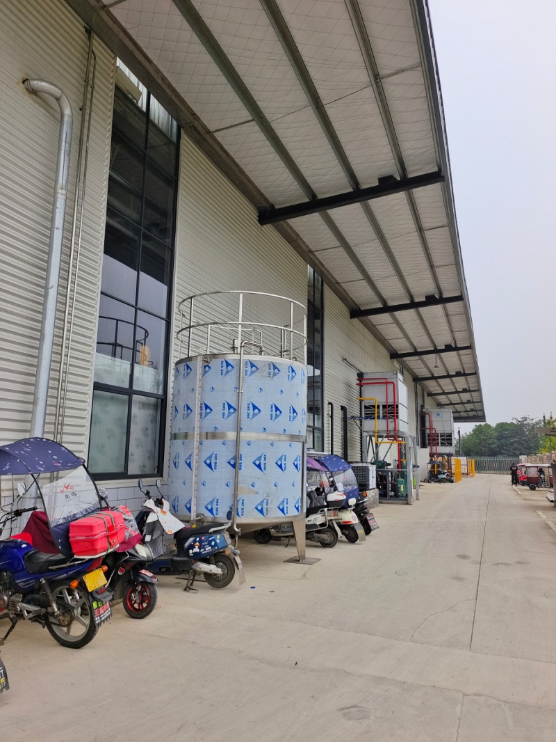 邛崍肉制品廠房出租3700平,全新鋼結(jié)構(gòu)廠房