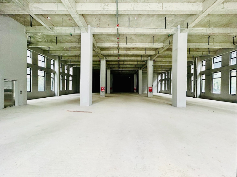 現(xiàn)房廠房直租，1100平辦公研發(fā)生產(chǎn)類廠房租賃，地鐵上蓋