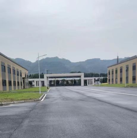 32000平米高標(biāo)準(zhǔn)廠房可分租,配套設(shè)施完善,環(huán)境好