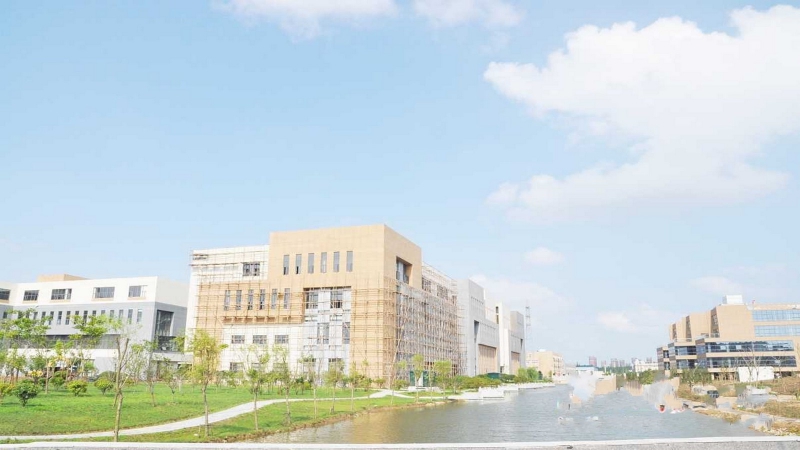 東莞市橋頭鎮(zhèn)山和村17000平方獨(dú)院廠房倉庫出租