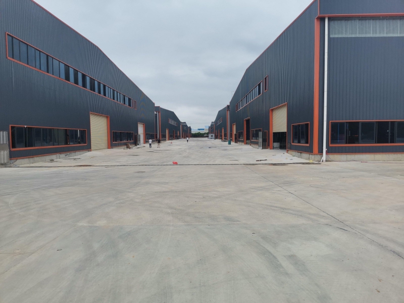 龍泉車(chē)城西四路工業(yè)園區(qū)廠房出租，可以分租